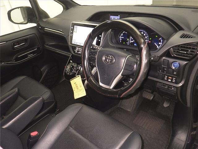 TOYOTA ESQUIRE 2020