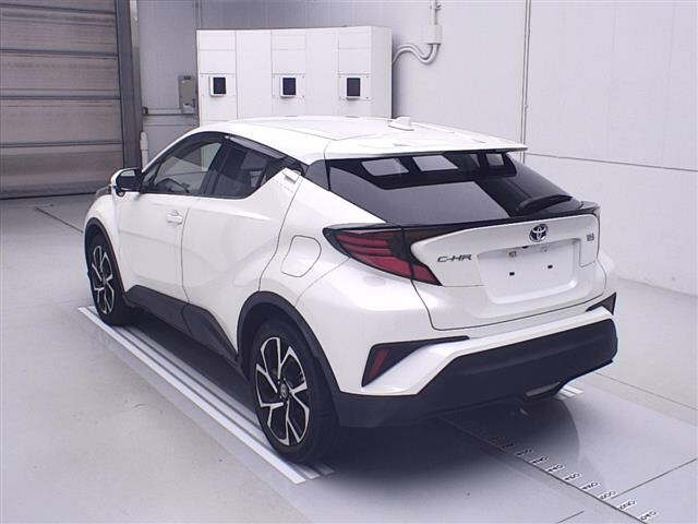 TOYOTA C-HR 2019