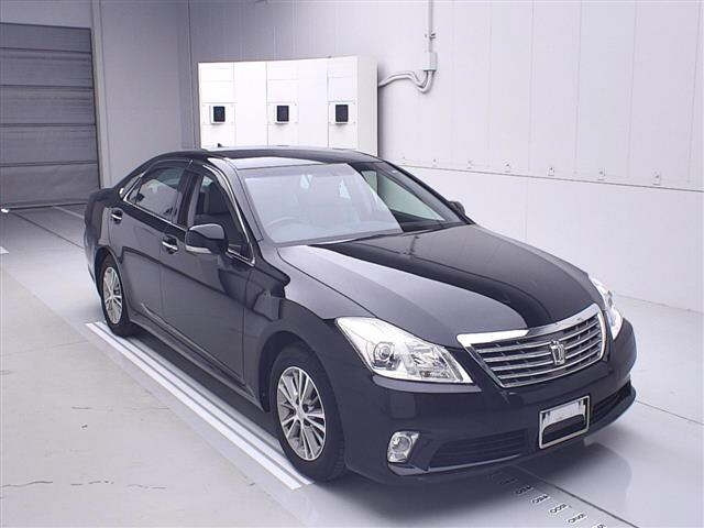 TOYOTA CROWN 2012