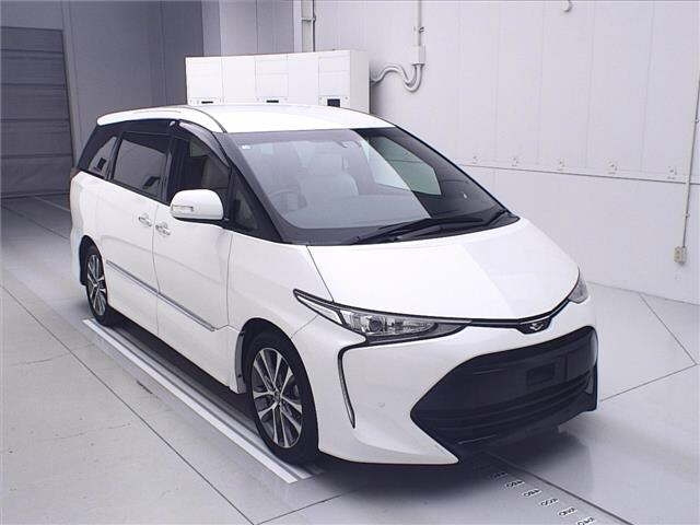 TOYOTA ESTIMA 2016