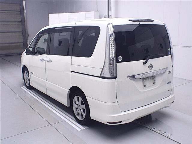 NISSAN SERENA 2012