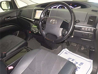 TOYOTA ESTIMA 2016