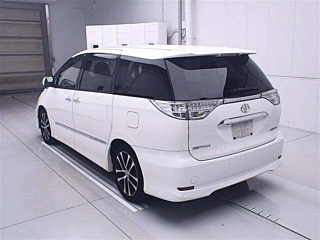 TOYOTA ESTIMA 2016