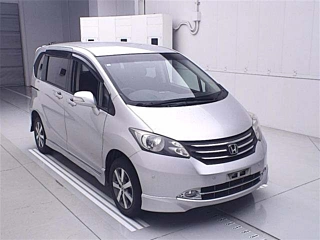 HONDA FREED 2010