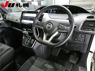 NISSAN SERENA 2020