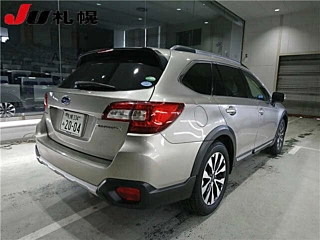 SUBARU LEGACY OUTBACK 2016