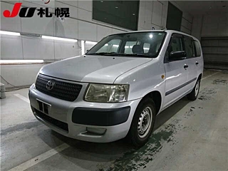 TOYOTA SUCCEED 2011