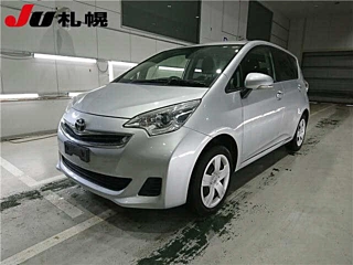 TOYOTA RACTIS 2014