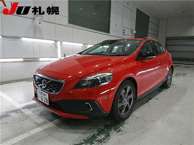 VOLVO V40 2013