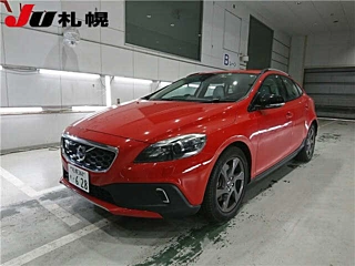 VOLVO V40 2013