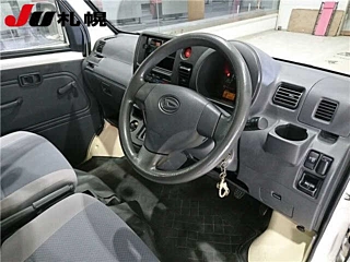 DAIHATSU HIJET VAN 2012