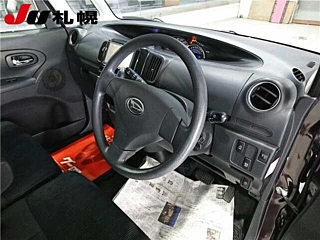 DAIHATSU TANTO 2013