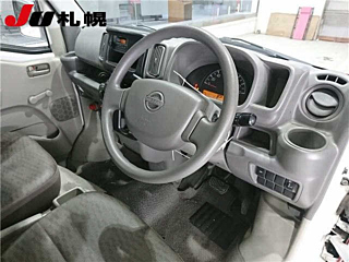 NISSAN CLIPPER VAN 2017