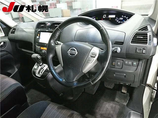 NISSAN SERENA 2014