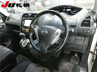 NISSAN SERENA 2014
