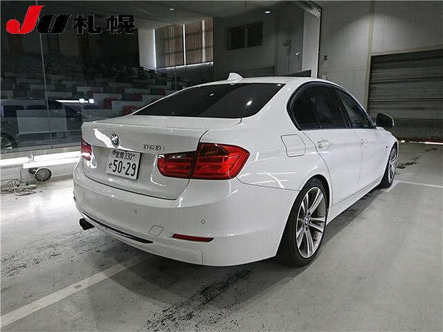 BMW 3 SERIES 2012