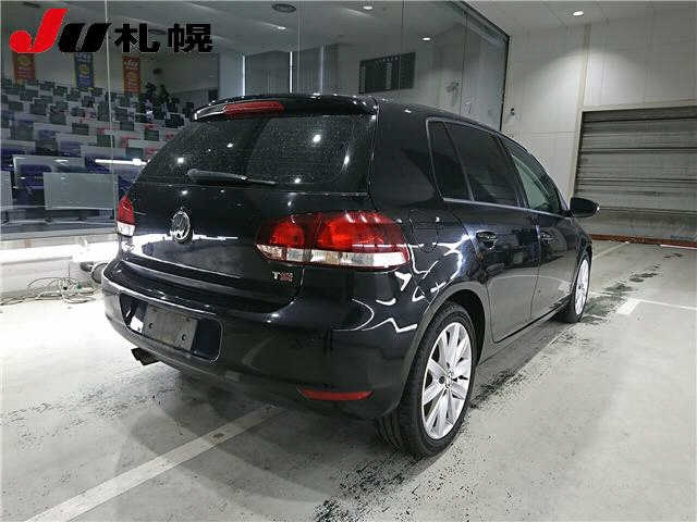 VOLKSWAGEN GOLF 2011