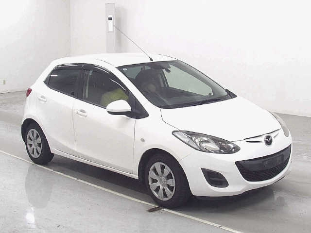 MAZDA DEMIO 2011