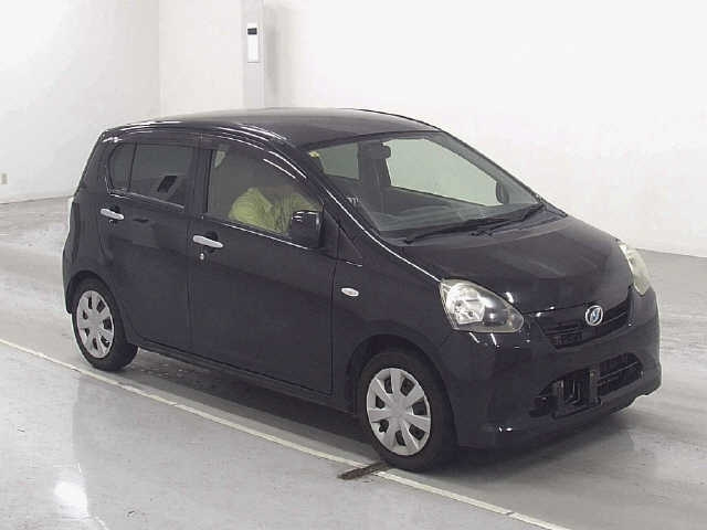 DAIHATSU MIRA E S 2012