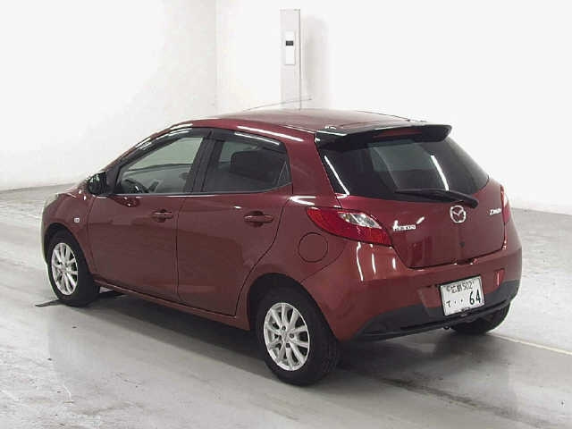MAZDA DEMIO 2013