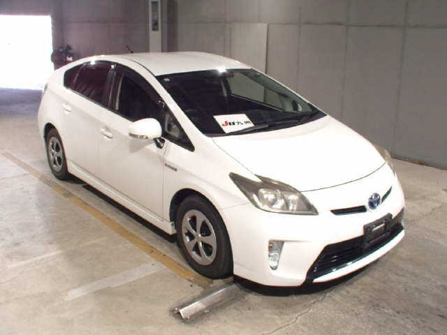TOYOTA PRIUS 2012