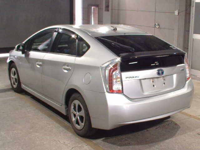 TOYOTA PRIUS 2012