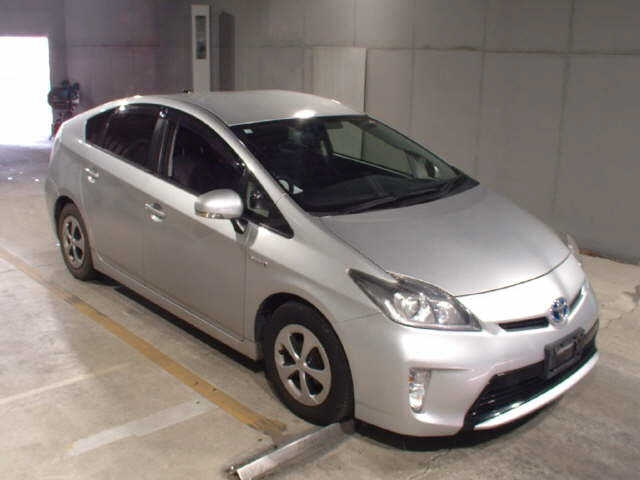TOYOTA PRIUS 2012