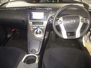 TOYOTA PRIUS 2014
