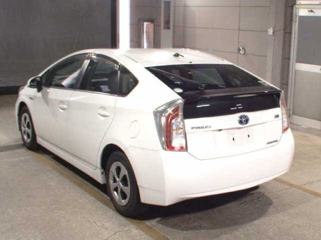 TOYOTA PRIUS 2014
