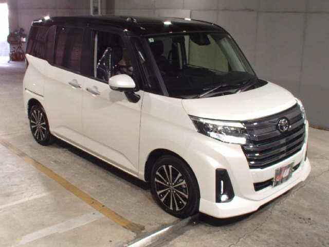 TOYOTA ROOMY 2025