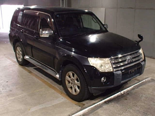 MITSUBISHI PAJERO 2008