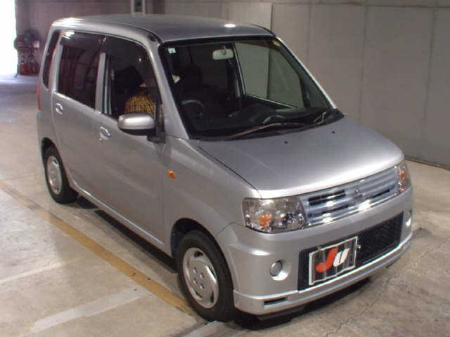 MITSUBISHI TOPPO 2011