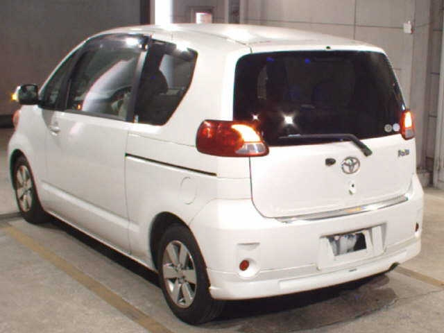 TOYOTA PORTE 2008