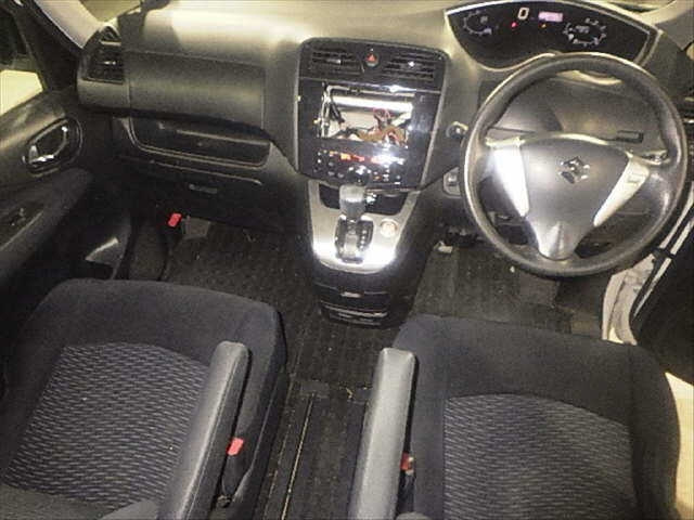 SUZUKI LANDY 2010