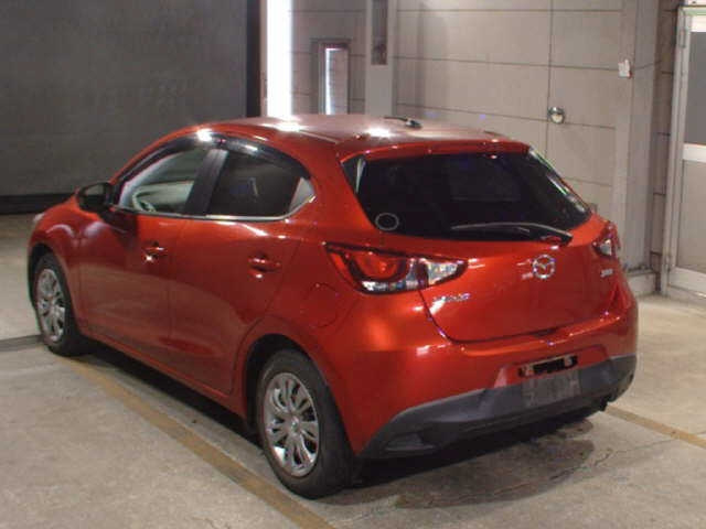 MAZDA DEMIO 2016