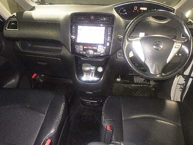NISSAN SERENA 2014