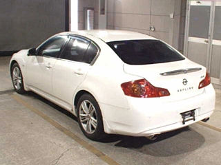 NISSAN SKYLINE 2010