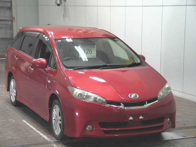 TOYOTA WISH 2010