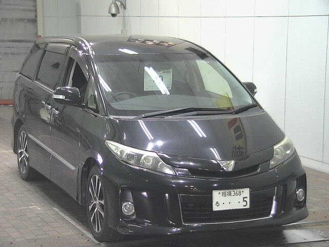TOYOTA ESTIMA 2013