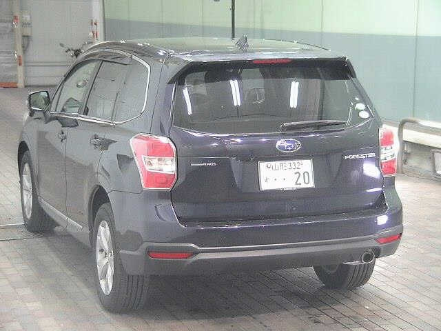 SUBARU FORESTER 2015