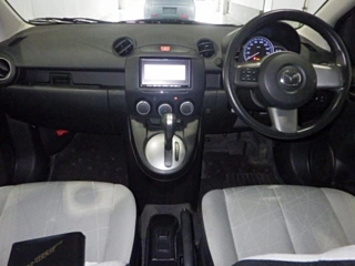 MAZDA DEMIO 2012