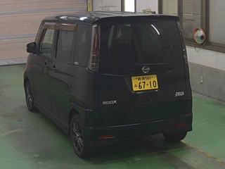 NISSAN ROOX 2010