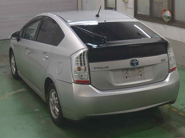 TOYOTA PRIUS 2010