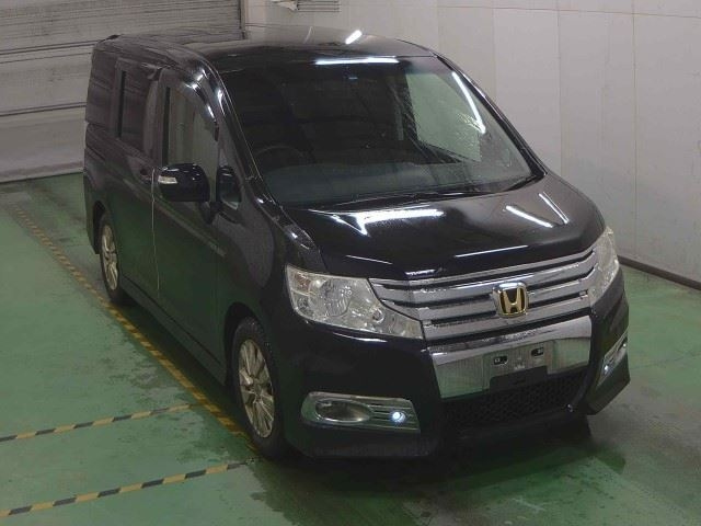 HONDA STEP WAGON 2010