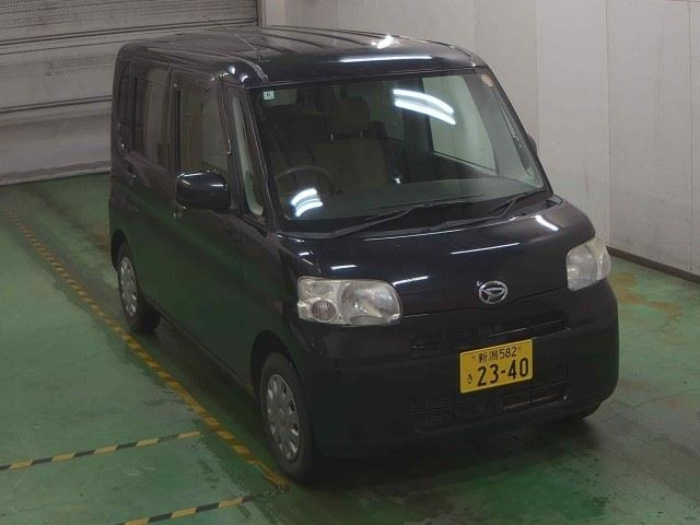 DAIHATSU TANTO 2008