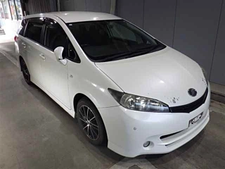 TOYOTA WISH 2009