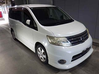 NISSAN SERENA 2010