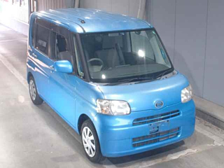 DAIHATSU TANTO 2013