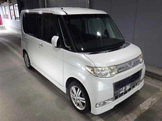 DAIHATSU TANTO 2009