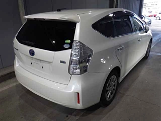 TOYOTA PRIUS ALPHA 2014